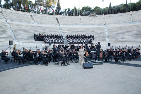 Teleti Paradosis tis Olumpiakis Flogas 2