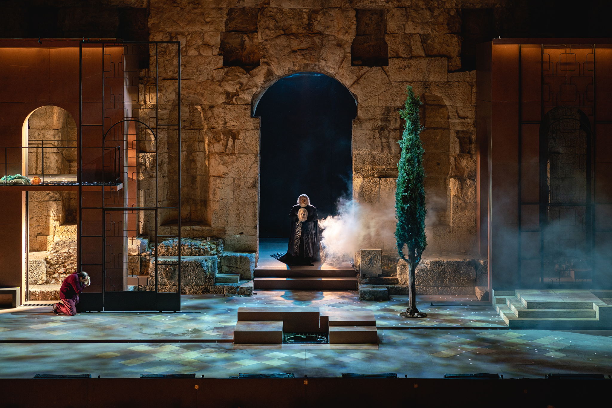 ELS GNO Rigoletto at the Odeon of Herodes Atticus - photo GAVRIIL PAPADIOTIS_1.jpg