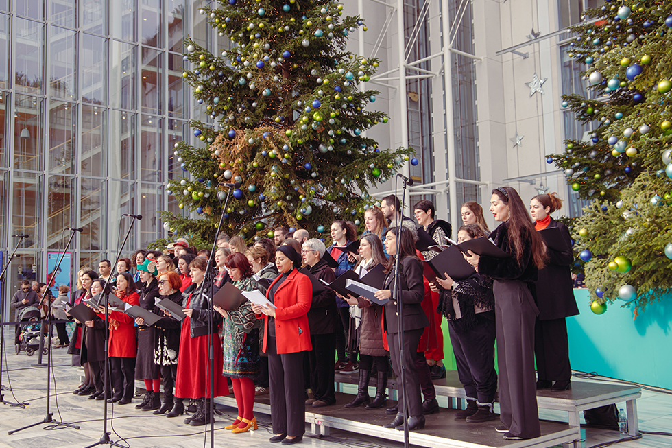 ELS 980x653_0030_chorus 2.jpg