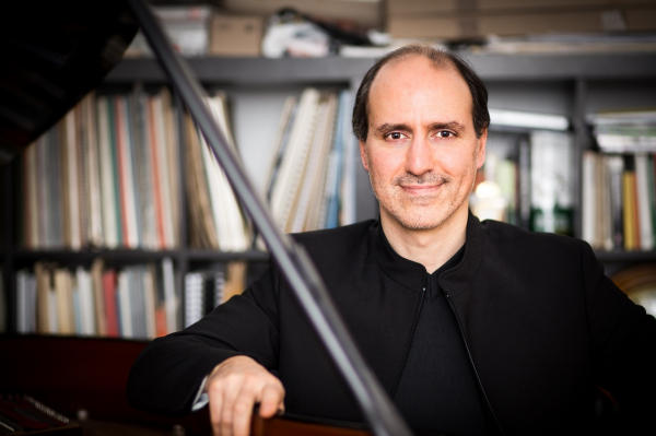 Prodromos Symeonidis in recital