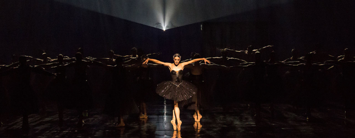 300 &delta;&omega;&rho;&epsilon;ά&nu; &theta;έ&sigma;&epsilon;&iota;&sigmaf; &gamma;&iota;&alpha; &alpha;&nu;έ&rho;&gamma;&omicron;&upsilon;&sigmaf; &sigma;&tau;&eta; &gamma;&epsilon;&nu;&iota;&kappa;ή &delta;&omicron;&kappa;&iota;&mu;ή &tau;&eta;&sigmaf; &Lambda;ί&mu;&nu;&eta;&sigmaf; &tau;&omega;&nu; &kappa;ύ&kappa;&nu;&omega;&nu;