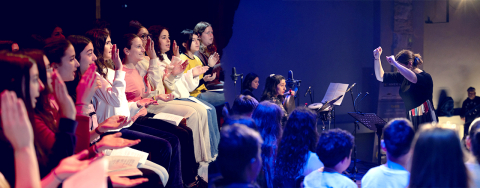 &Pi;&epsilon;&rho;&iota;&sigma;&sigma;ό&tau;&epsilon;&rho;&omicron;&iota; &alpha;&pi;ό 500 &mu;&alpha;&theta;&eta;&tau;έ&sigmaf; &sigma;&epsilon; 8 &Gamma;&upsilon;&mu;&nu;ά&sigma;&iota;&alpha; &tau;&eta;&sigmaf; &Kappa;&rho;ή&tau;&eta;&sigmaf; &pi;&alpha;&rho;&alpha;&kappa;&omicron;&lambda;&omicron;ύ&theta;&eta;&sigma;&alpha;&nu; &tau;&omicron; &epsilon;&kappa;&pi;&alpha;&iota;&delta;&epsilon;&upsilon;&tau;&iota;&kappa;ό &pi;&rho;ό&gamma;&rho;&alpha;&mu;&mu;&alpha; &Omicron;&Pi;&Epsilon;&Rho;&Alpha; &Sigma;&Epsilon; 3 &Tau;&Alpha;&Xi;&Epsilon;&Iota;&Sigma;