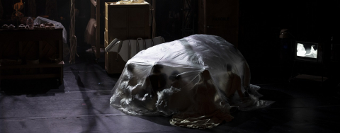 &Alpha;&nu;&alpha;&kappa;&omicron;ί&nu;&omega;&sigma;&eta; &gamma;&iota;&alpha; &alpha;&kappa;ύ&rho;&omega;&sigma;&eta; &pi;&alpha;&rho;ά&sigma;&tau;&alpha;&sigma;&eta;&sigmaf; &tau;&omicron;&upsilon; &mu;&iota;&omicron;ύ&zeta;&iota;&kappa;&alpha;&lambda; "Into the Woods"