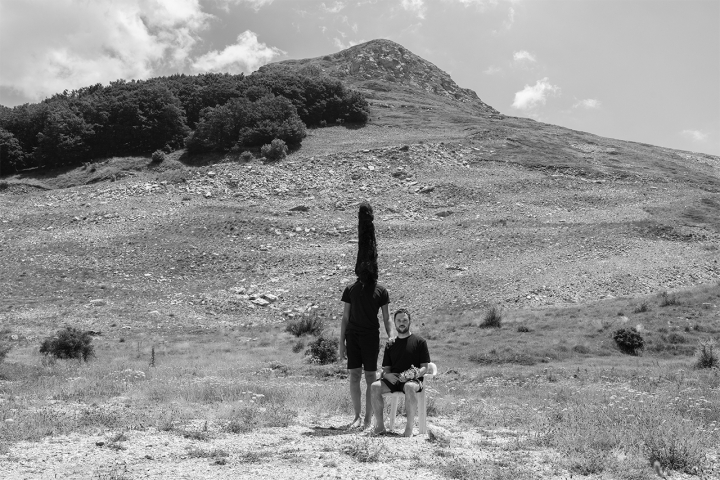 Πέτρα + Νήμα + Καρδιά =