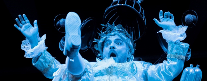 &laquo;&Sigma;&iota;&omega;&pi;ή, &omicron; &beta;&alpha;&sigma;&iota;&lambda;&iota;ά&sigmaf; &alpha;&kappa;&omicron;ύ&epsilon;&iota;&raquo; &tau;&omicron;&upsilon; &Nu;ί&kappa;&omicron;&upsilon; &Kappa;&upsilon;&pi;&omicron;&upsilon;&rho;&gamma;&omicron;ύ &sigma;&epsilon; έ&xi;&iota; &pi;ό&lambda;&epsilon;&iota;&sigmaf; &tau;&eta;&sigmaf; &Epsilon;&lambda;&lambda;ά&delta;&alpha;&sigmaf;