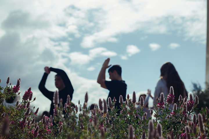 &Mu;ί&alpha; &pi;&rho;&omega;&tau;ό&tau;&upsilon;&pi;&eta; &pi;&epsilon;&rho;&iota;&pi;&alpha;&tau;&eta;&tau;&iota;&kappa;ή &pi;&epsilon;&rho;&iota;&pi;&lambda;ά&nu;&eta;&sigma;&eta; &alpha;&pi;ό &tau;&omicron; &epsilon;&kappa;&pi;&alpha;&iota;&delta;&epsilon;&upsilon;&tau;&iota;&kappa;ό &pi;&rho;ό&gamma;&rho;&alpha;&mu;&mu;&alpha; &Kappa;&Iota;&Nu;&Omicron;&Upsilon;&Mu;&Epsilon;&Nu;&Alpha; &Eta;&Chi;&Omicron;&Tau;&Omicron;&Pi;&Iota;&Alpha;