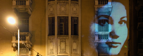 &Tau;&omicron; &nu;&tau;&omicron;&kappa;&iota;&mu;&alpha;&nu;&tau;έ&rho; &tau;&eta;&sigmaf; &Epsilon;&theta;&nu;&iota;&kappa;ή&sigmaf; &Lambda;&upsilon;&rho;&iota;&kappa;ή&sigmaf; &Sigma;&kappa;&eta;&nu;ή&sigmaf; &gamma;&iota;&alpha; &tau;&eta;&nu; &Mu;&alpha;&rho;ί&alpha; &Kappa;ά&lambda;&lambda;&alpha;&sigmaf;, &alpha;&pi;ό &tau;&iota;&sigmaf; 13 &Phi;&epsilon;&beta;&rho;&omicron;&upsilon;&alpha;&rho;ί&omicron;&upsilon; &sigma;&tau;&omicron;&upsilon;&sigmaf; &kappa;&iota;&nu;&eta;&mu;&alpha;&tau;&omicron;&gamma;&rho;ά&phi;&omicron;&upsilon;&sigmaf;