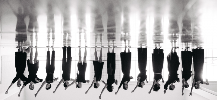 &Omicron; &Delta;&iota;&alpha;&pi;&omicron;&lambda;&iota;&tau;&iota;&sigma;&mu;&iota;&kappa;ό&sigmaf; &Chi;&omicron;&rho;ό&sigmaf; &tau;&omega;&nu; &Epsilon;&kappa;&pi;&alpha;&iota;&delta;&epsilon;&upsilon;&tau;&iota;&kappa;ώ&nu; &amp; &Kappa;&omicron;&iota;&nu;&omega;&nu;&iota;&kappa;ώ&nu; &Delta;&rho;ά&sigma;&epsilon;&omega;&nu; &Epsilon;&Lambda;&Sigma; &pi;&alpha;&rho;&omicron;&upsilon;&sigma;&iota;ά&zeta;&epsilon;&iota; &tau;&eta;&nu; &pi;&alpha;&rho;ά&sigma;&tau;&alpha;&sigma;&eta; &Mu;&Epsilon;&Sigma;&Eta;&Mu;&Beta;&Rho;&Iota;&Nu;&Epsilon;&Sigma;