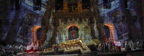 1,500 free tickets to unemployed individuals for the dress rehearsal of Puccini’s Tosca