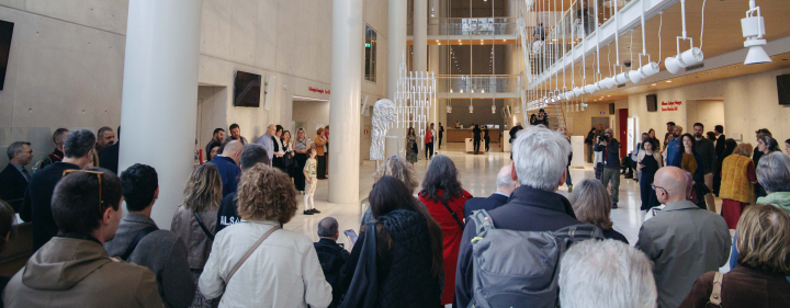 A series of guided tours around UNBOXING CALLAS