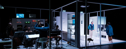 &Omicron;&mu;&iota;&lambda;ί&alpha; &Omicron;&upsilon;ί&lambda;&lambda;&iota;&alpha;&mu; &Alpha;. Έ&beta;&epsilon;&rho;&epsilon;&tau;: &laquo;H &pi;&tau;ώ&sigma;&eta; &tau;&omega;&nu; &omicron;ί&kappa;&omega;&nu;: Έ&rho;&omega;&tau;&alpha;&sigmaf;, &theta;ά&nu;&alpha;&tau;&omicron;&sigmaf; &kappa;&alpha;&iota; &eta; &tau;&rho;&alpha;&gamma;&omicron;&upsilon;&delta;&iota;&sigma;&mu;έ&nu;&eta; &delta;ύ&nu;&alpha;&mu;&eta; &tau;&eta;&sigmaf; &mu;&nu;ή&mu;&eta;&sigmaf;&raquo;